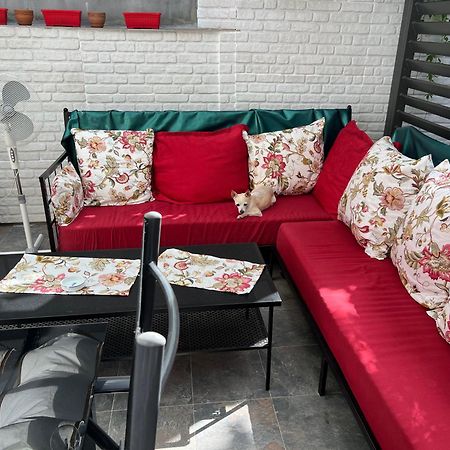 A Lovely 2 Bedroom Apartment In The Heart Of Sofia Buitenkant foto